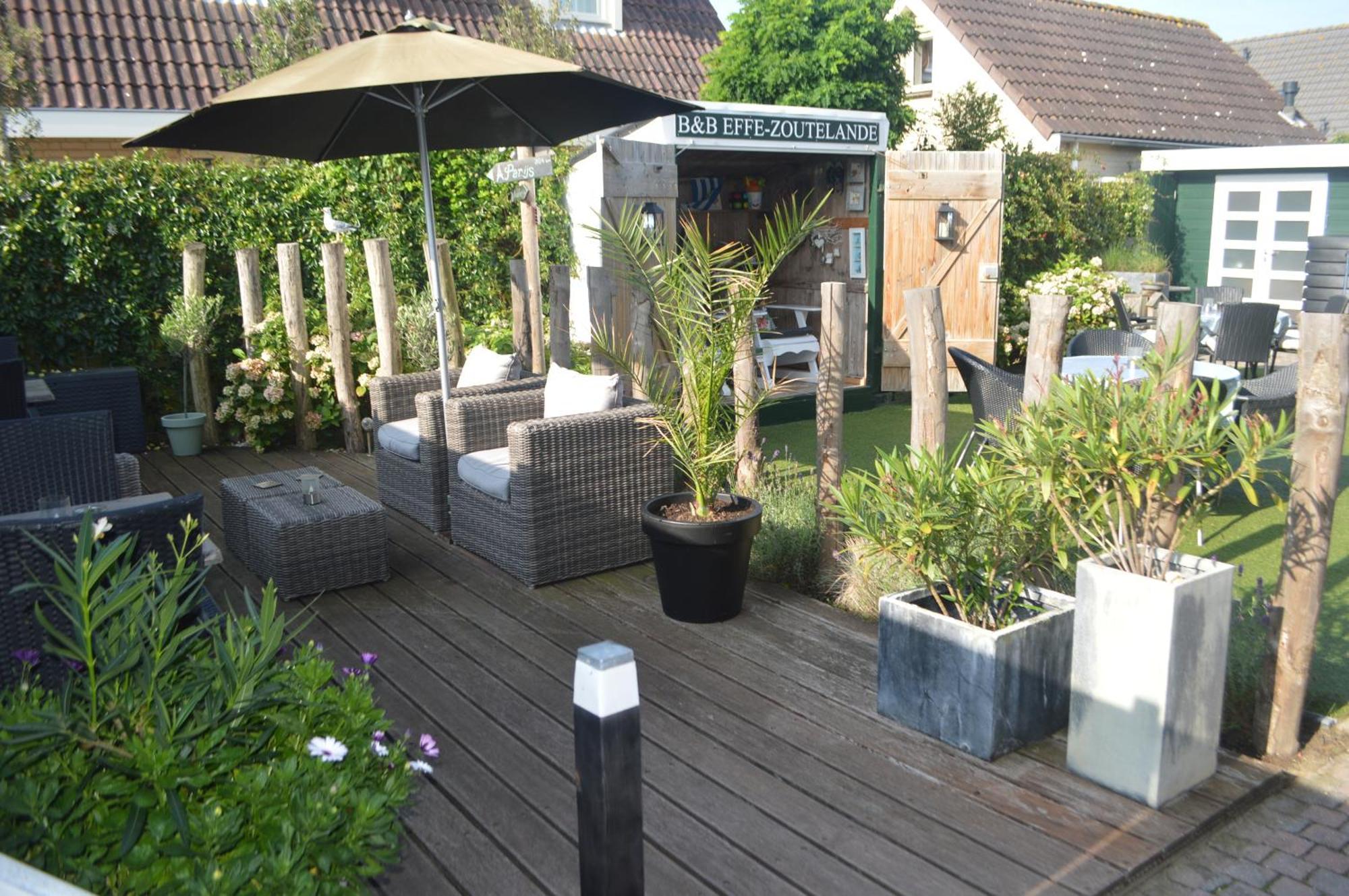 Bed & Breakfast Effe-zoutelande *